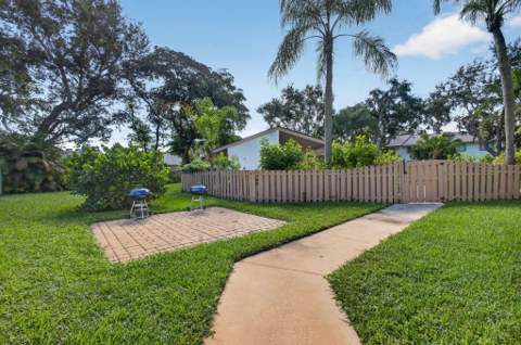 3404 Gardens E Drive #21B, Palm Beach Gardens FL - photo 23 of 35
