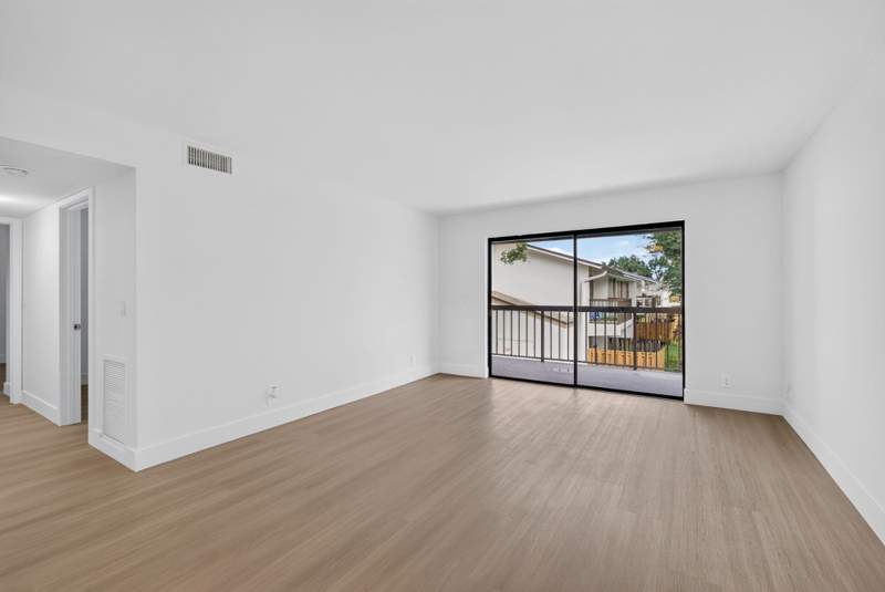 2 bedroom Condominium at 3404 Gardens E Drive #21B, Glenbrook Condo, Palm Beach Gardens — photo 3
