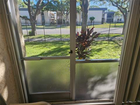 959 SE 2nd Avenue #117, Deerfield Beach FL - photo 12 of 45