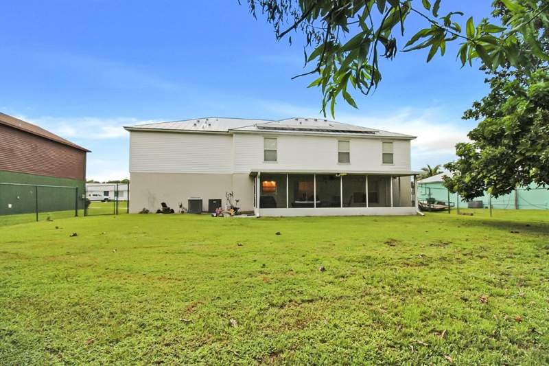 5 bedroom Single Family Residence at 3917 SW Bamberg Street, Port St Lucie Section 19, Port St. Lucie — photo 3