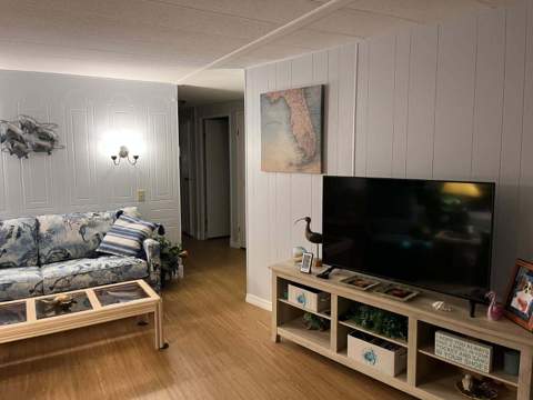 304 Mockingbird Ave Avenue, Fort Pierce FL - photo 6 of 12