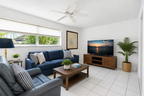 354 Edmor Road, West Palm Beach FL - photo 6 of 30
