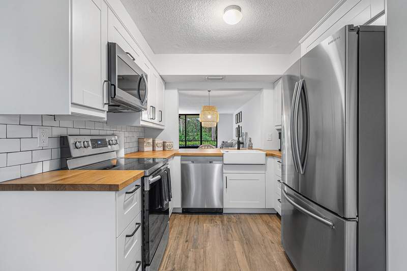 2 bedroom Condominium at 1850 Homewood Boulevard #1030, Eastwinds At Crosswinds, Delray Beach — photo 4
