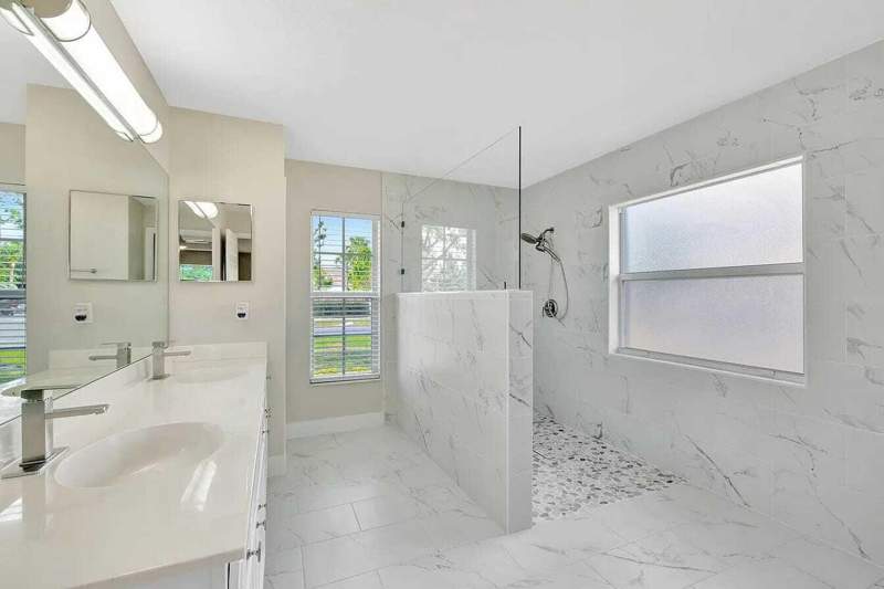 4 bedroom Single Family Residence at 1381 SW Bougainvillea Avenue #1, Port St Lucie Section 23, Port St. Lucie — photo 2