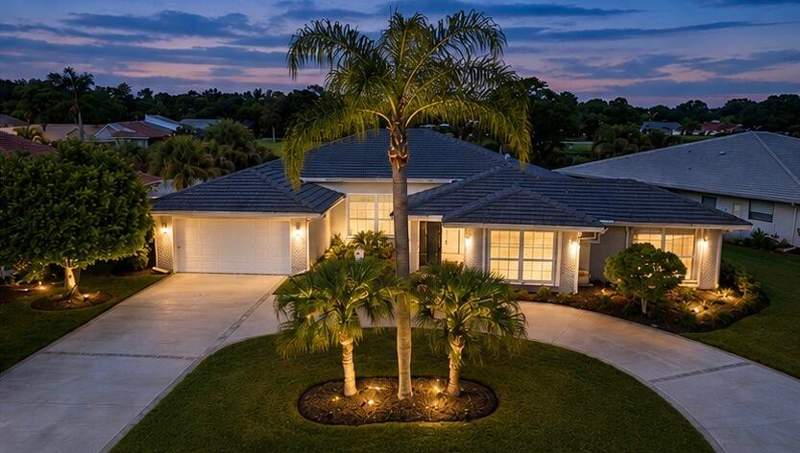 3 bedroom Single Family Residence at 2346 SW Creekside Drive, Heronwood, Palm City — photo 3
