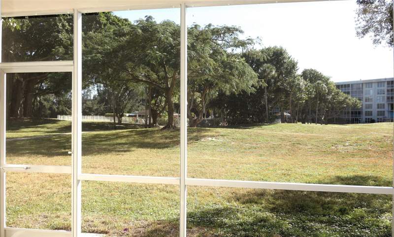 1 bedroom Condominium at 2600 S Course Drive #104, No 15 Palm-Aire Country Club, Pompano Beach — photo 3