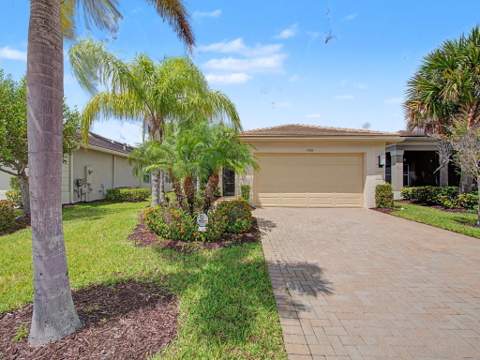 11826 SW Brighton Falls Drive, Port St. Lucie FL - photo 6 of 108
