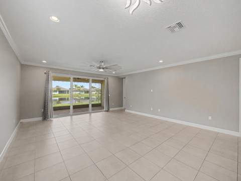 11826 SW Brighton Falls Drive, Port St. Lucie FL - photo 13 of 108