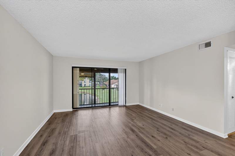 2 bedroom Condominium at 623 Sea Pine Way #E2, Pine Ridge North II Condo, Greenacres — photo 3