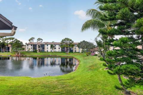 623 Sea Pine Way #E2, Greenacres FL - photo 17 of 22