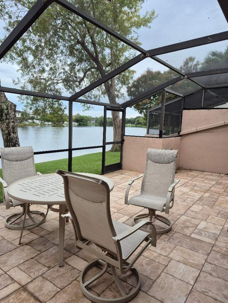 2 bedroom Townhouse at 1273 NW 122nd Terrace, Pembroke Lakes Section Seven, Pembroke Pines — photo 5