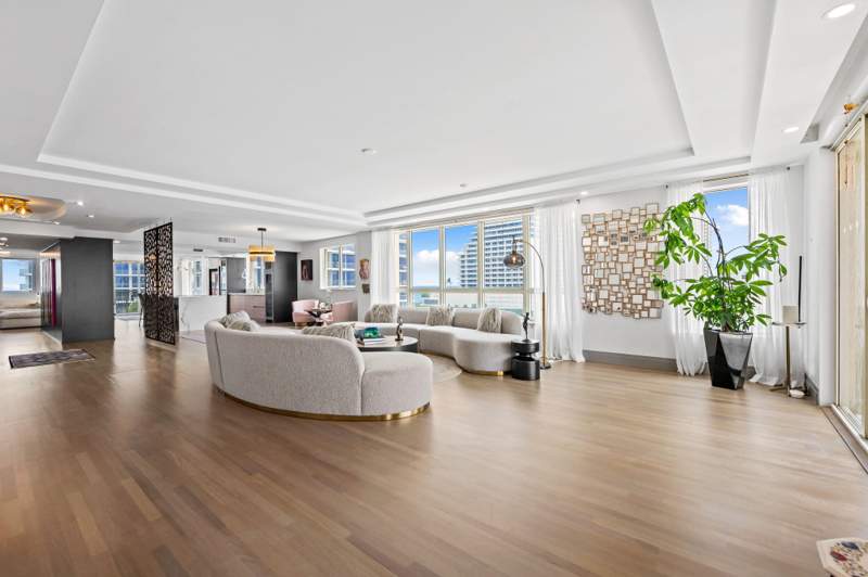 3 bedroom Condominium at 209 N Birch Road #1002, Alhambra Place Condo, Fort Lauderdale — photo 4