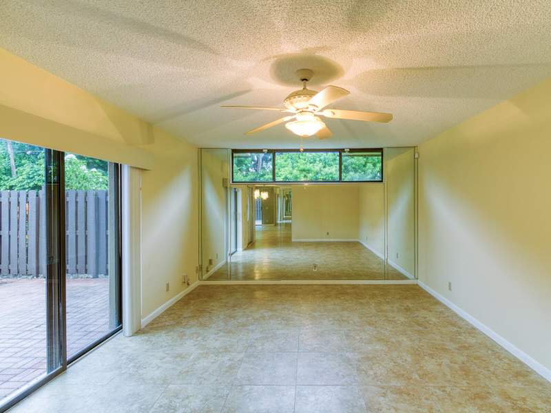 2 bedroom Townhouse at 23078 Oxford Place #Apt D, Boca Rio North, Boca Raton — photo 4