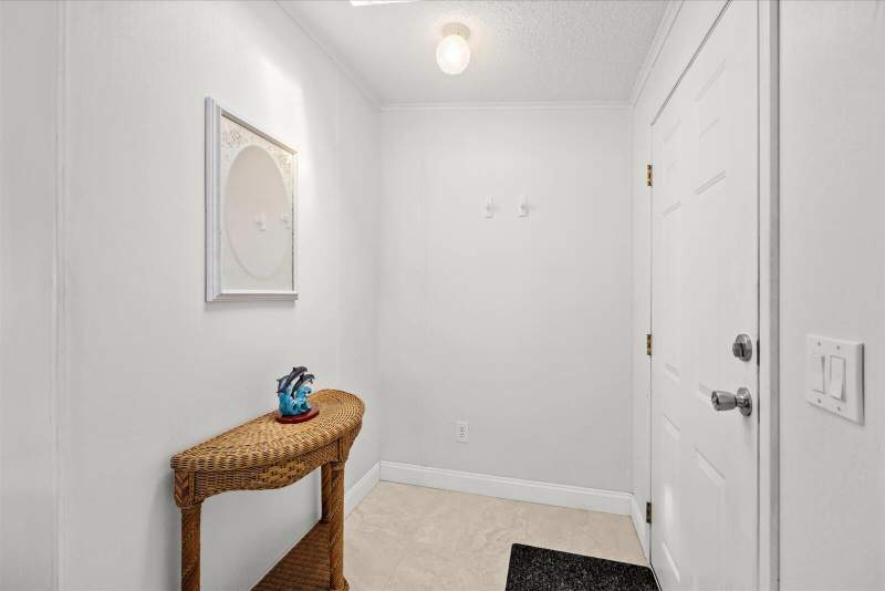 2 bedroom Single Family Residence at 3608 Sleepy Hollow Lane, Savanna Club Plat Phase Three, Port St. Lucie — photo 4