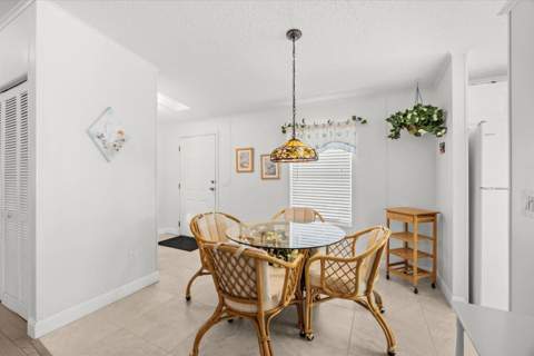 3608 Sleepy Hollow Lane, Port St. Lucie FL - photo 6 of 30