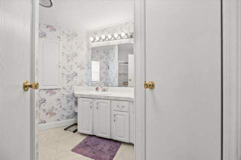 3608 Sleepy Hollow Lane, Port St. Lucie FL - photo 18 of 30