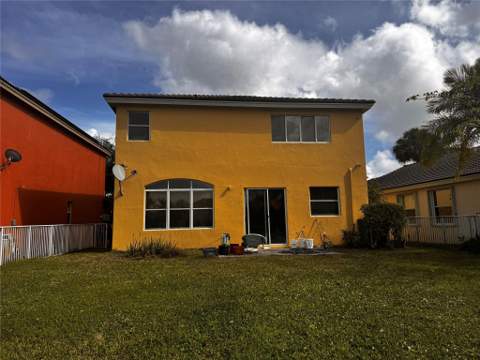 1820 NW 78th Avenue, Pembroke Pines FL - photo 13 of 13