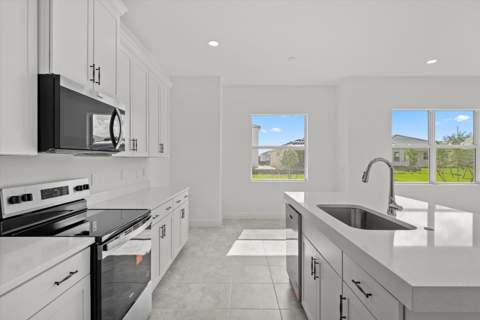 13704 Century Oak Circle, Westlake FL - photo 16 of 157