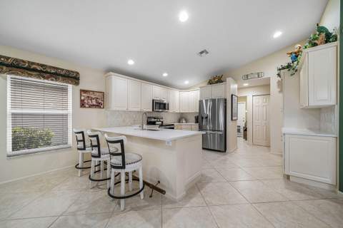 7078 Francisco Bend Drive, Delray Beach FL - photo 12 of 83