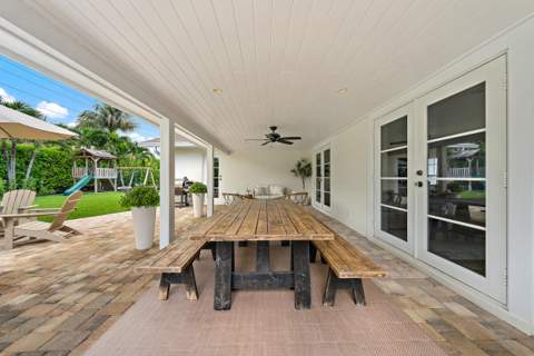 215 Golfview Drive, Tequesta FL - photo 9 of 23