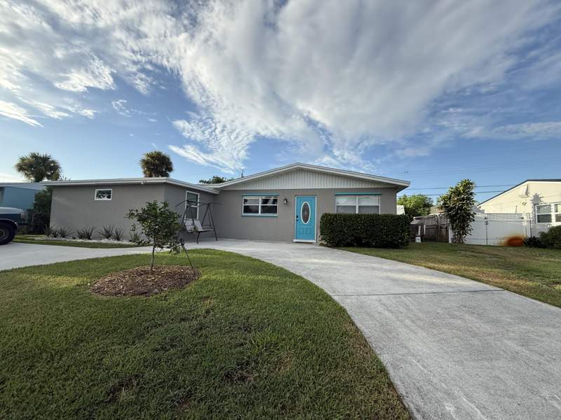 3 bedroom Single Family Residence at 4400 Applecrest Drive, Palm Beach Square Unit 5, Palm Beach Gardens — photo 3
