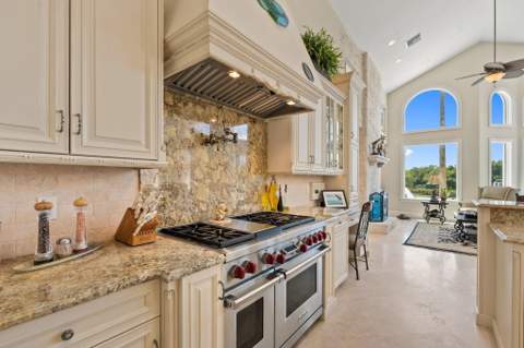 6854 SE Isle Way, Stuart FL - photo 21 of 41