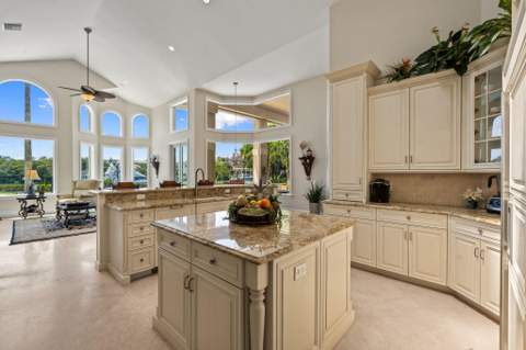 6854 SE Isle Way, Stuart FL - photo 23 of 41