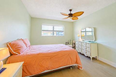632 Snug Harbor Drive #D18, Boynton Beach FL - photo 8 of 30
