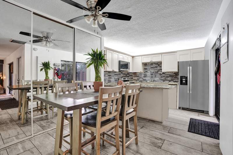 2 bedroom Townhouse at 9993 NW 7th Street, Jacaranda Parcel 610, Plantation — photo 5