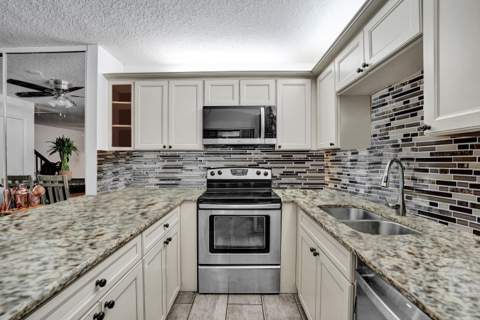 9993 NW 7th Street, Plantation FL - photo 7 of 29