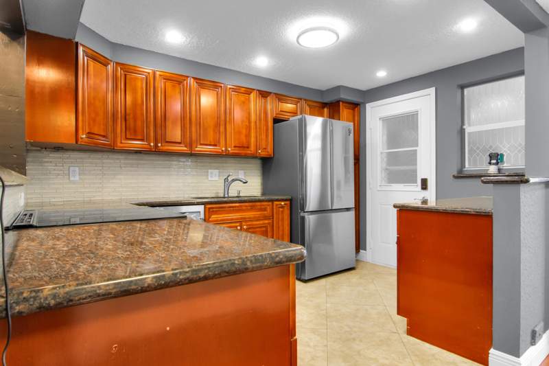 2 bedroom Condominium at 3050 NE 16th Avenue #207, River Terrace, Oakland Park — photo 4