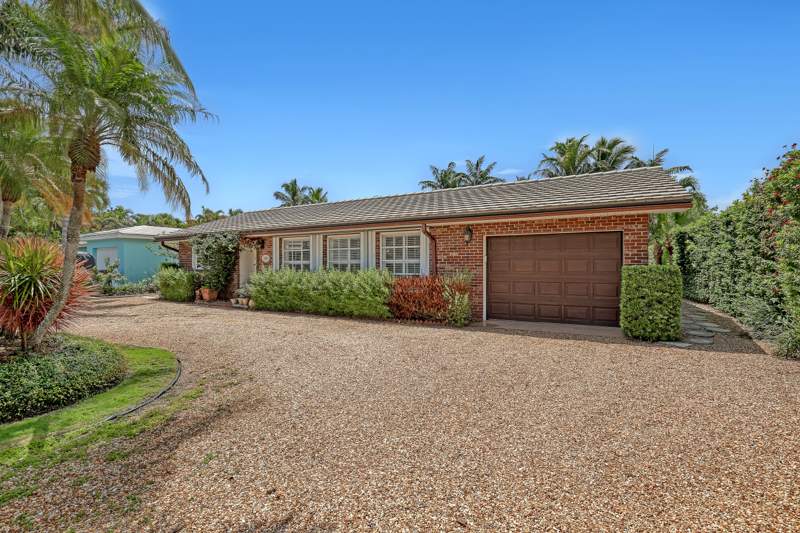 2 bedroom Single Family Residence at 306 Cascade Lane, Palm Beach Shores, Palm Beach Shores — photo 5