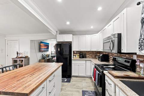 730 Gardenia Drive, Royal Palm Beach FL - photo 13 of 54