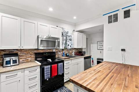 730 Gardenia Drive, Royal Palm Beach FL - photo 14 of 54