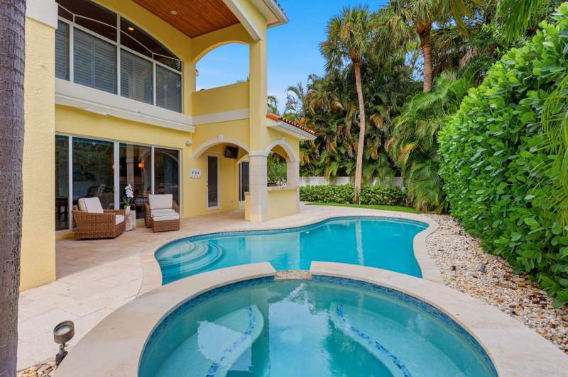 4 bedroom Single Family Residence at 106 Nativa Circle, Nativa, North Palm Beach — photo 3