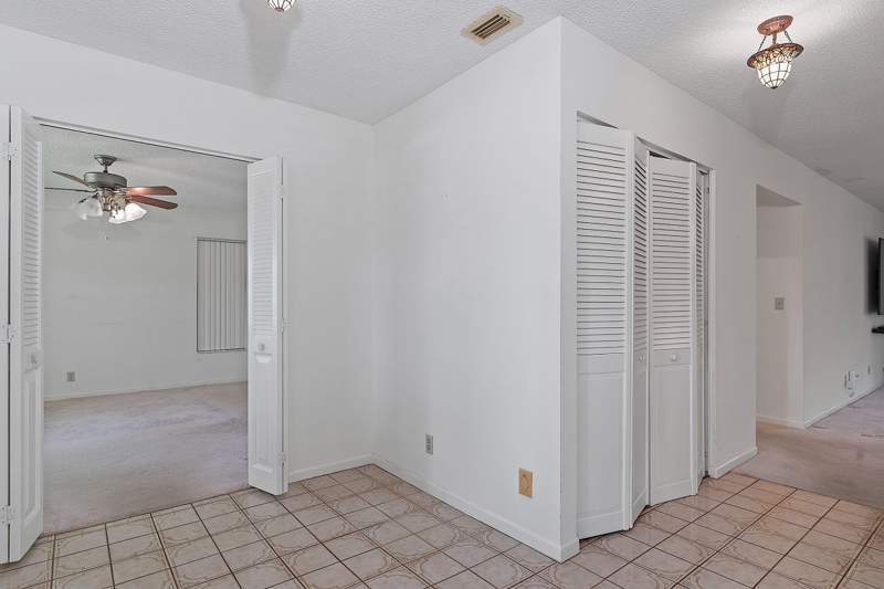 2 bedroom Single Family Residence at 7184 Pine Manor Drive, Lucerne Lake Homes, Lake Worth — photo 5