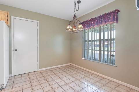 7184 Pine Manor Drive, Lake Worth FL - photo 7 of 47