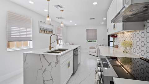 625 W 2nd Street, Riviera Beach FL - photo 7 of 26