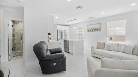 625 W 2nd Street, Riviera Beach FL - photo 10 of 26