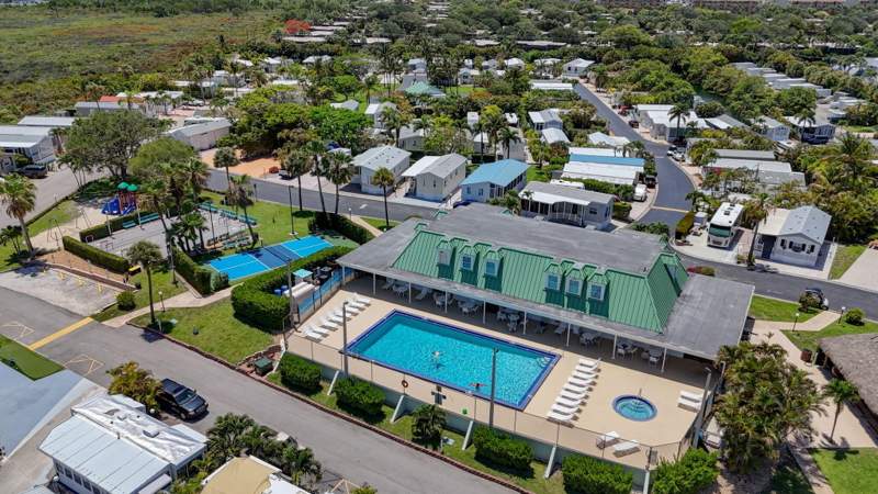 0 bedroom Manufactured Home at 900 Juno Ocean Walk #50, Yogi-By-The-Sea Condo, Juno Beach — photo 3