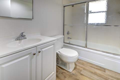 420 SE 2nd Avenue #23, Deerfield Beach FL - photo 8 of 11