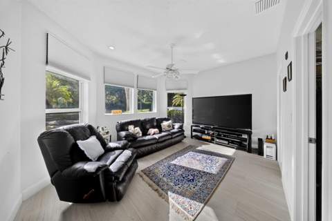 7690 La Corniche Circle, Boca Raton FL - photo 24 of 42