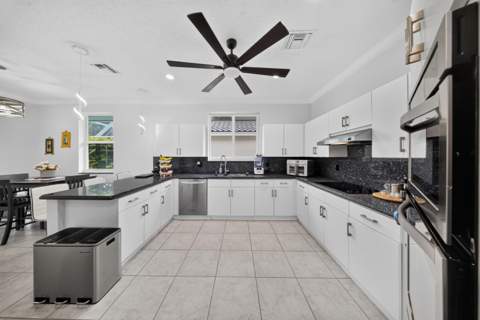 7690 La Corniche Circle, Boca Raton FL - photo 6 of 42