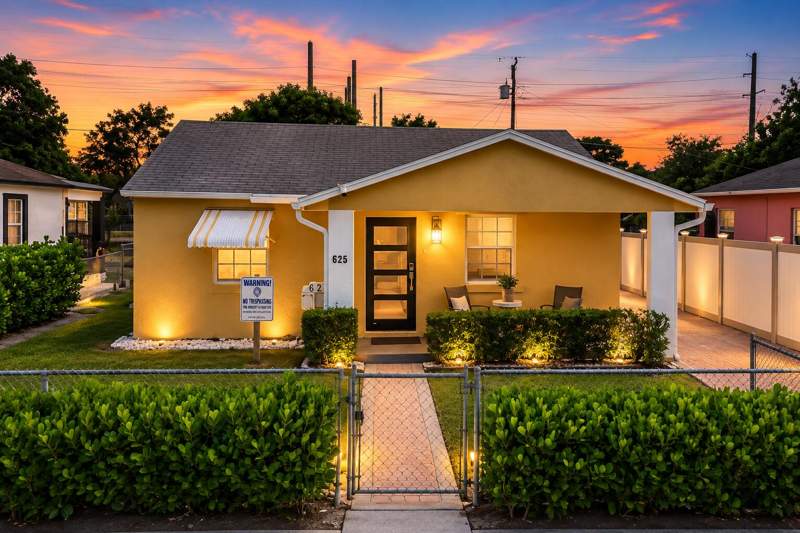 3 bedroom Single Family Residence at 625 W 2nd Street, Riviera Beach Heights Add 3, Riviera Beach — photo 2