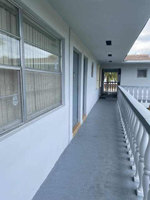 5112 Hollywood Boulevard #25, Hollywood FL - photo 15 of 16