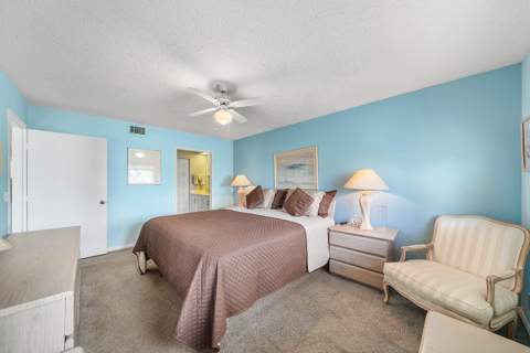 4735 Lucerne Lakes Boulevard #402, Lake Worth FL - photo 16 of 37
