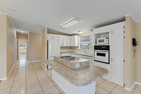 8479 Labelia Court, Port St. Lucie FL - photo 12 of 51
