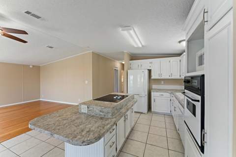 8479 Labelia Court, Port St. Lucie FL - photo 13 of 51