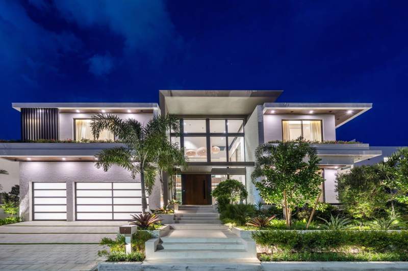 5 bedroom Single Family Residence at 600 Solar Isle Drive, Riviera, Fort Lauderdale — photo 4