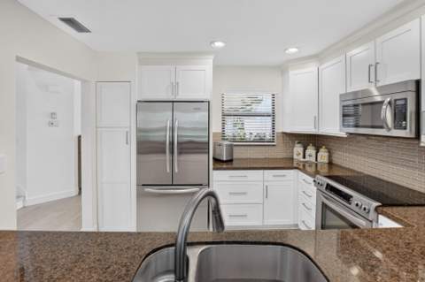 5576 Fox Hollow Drive, Boca Raton FL - photo 15 of 62